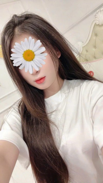 BÉ QUỲNH - SIÊU PHÂMT NON TƠ